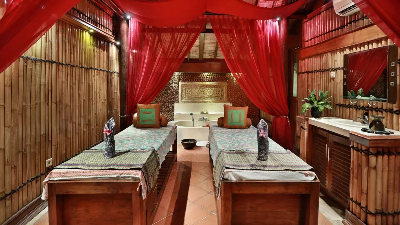Vila Ombak Spa