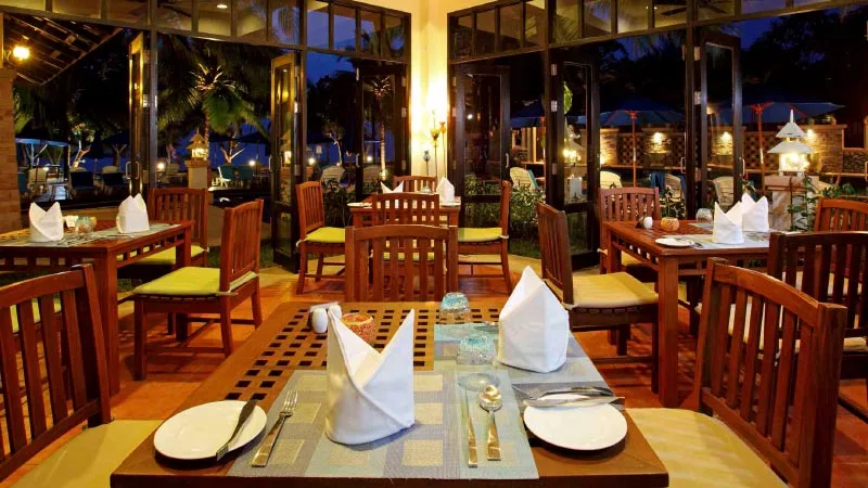 Centara Seaview Resort