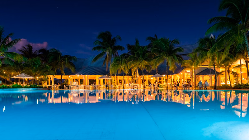 Victoria Beachcomber