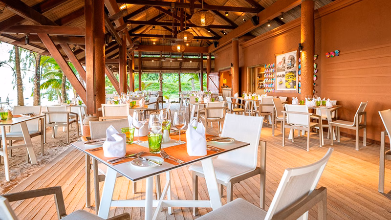 Victoria Beachcomber