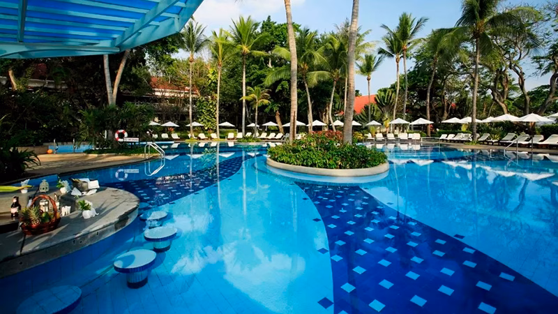 Centara Grand Beach Resort