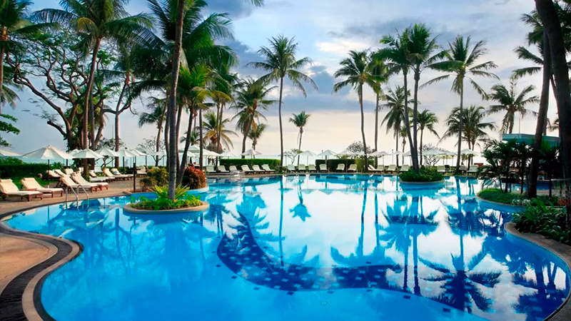 Centara Grand Beach Resort