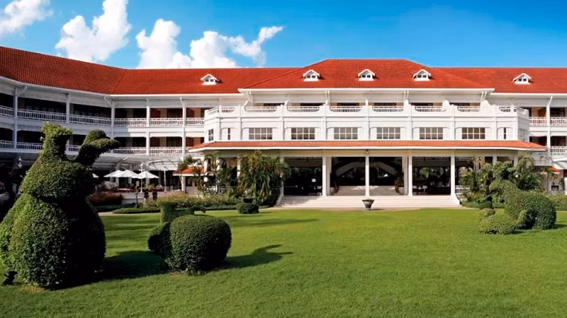Centara Grand Beach Resort