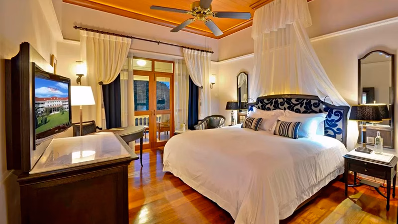 Centara Grand Beach Resort
