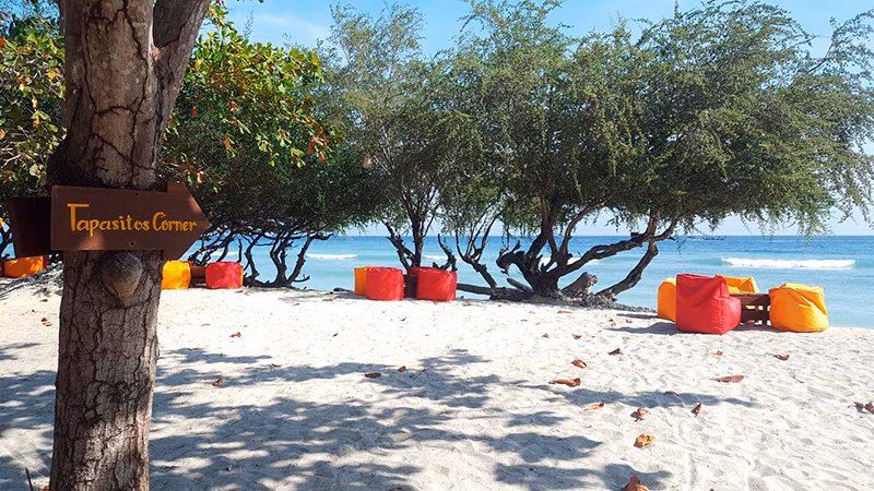Desa Dunia Beda Beach Resort Gili Trawangan