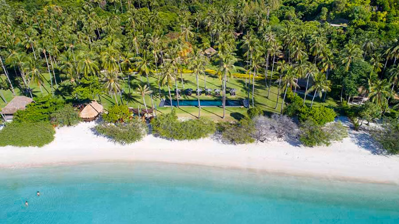 Haadtien Beach Resort