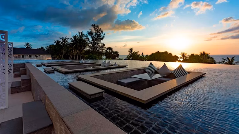 Thavorn Palm Beach