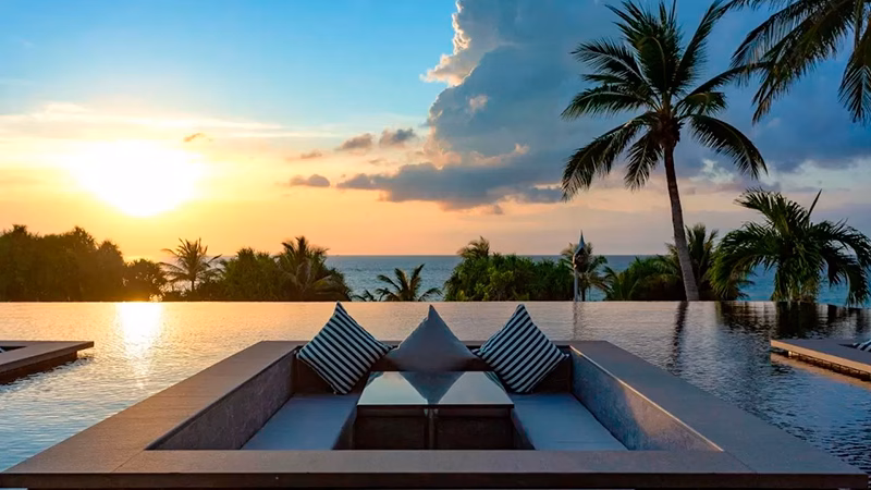 Thavorn Palm Beach