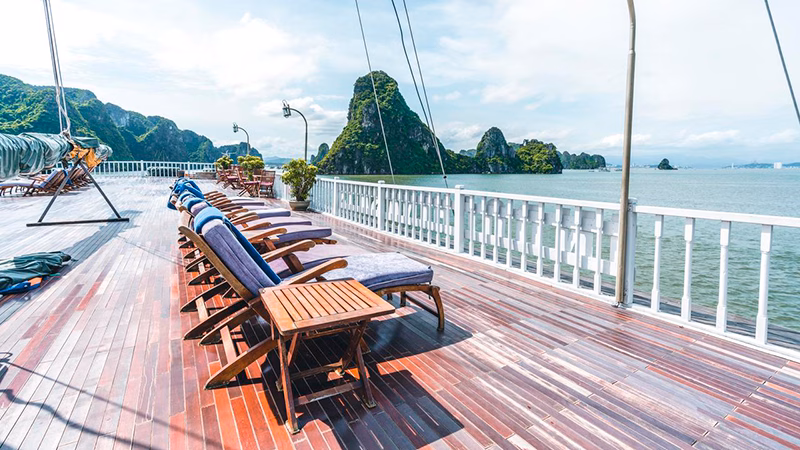 Indochina Sails Premium