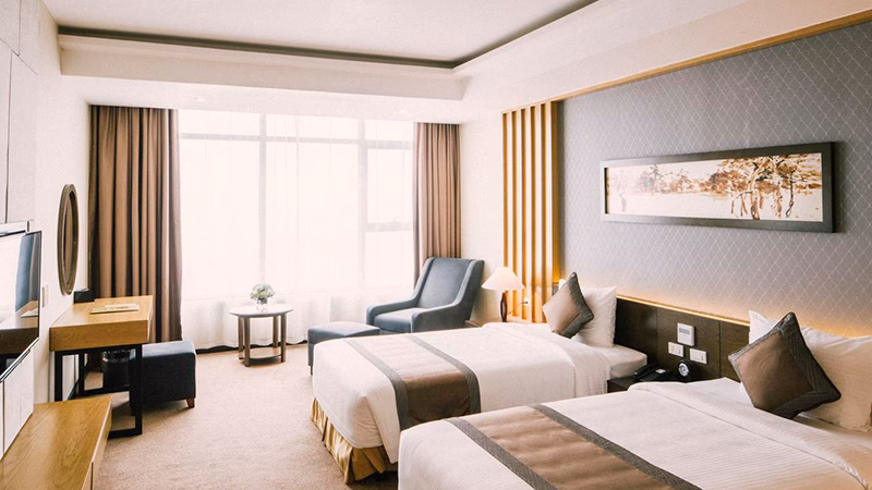 Muong Thanh Luxury Nhat Le Hotel