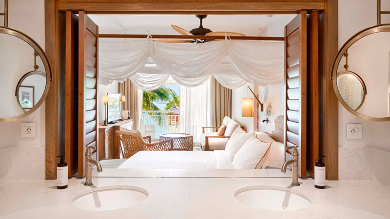 Paradise Cove Hotel
