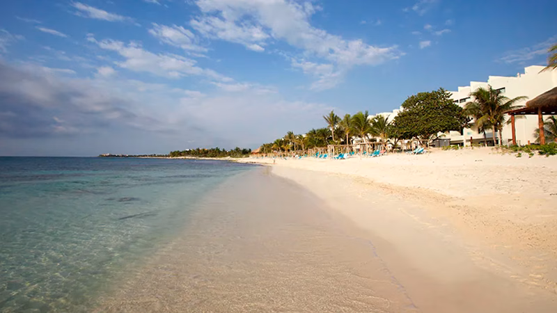 Akumal Bay Beach Wellness Resort