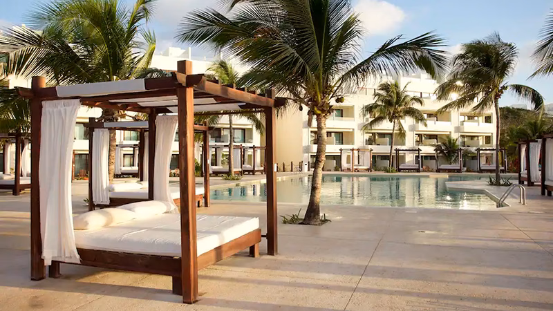 Akumal Bay Beach Wellness Resort