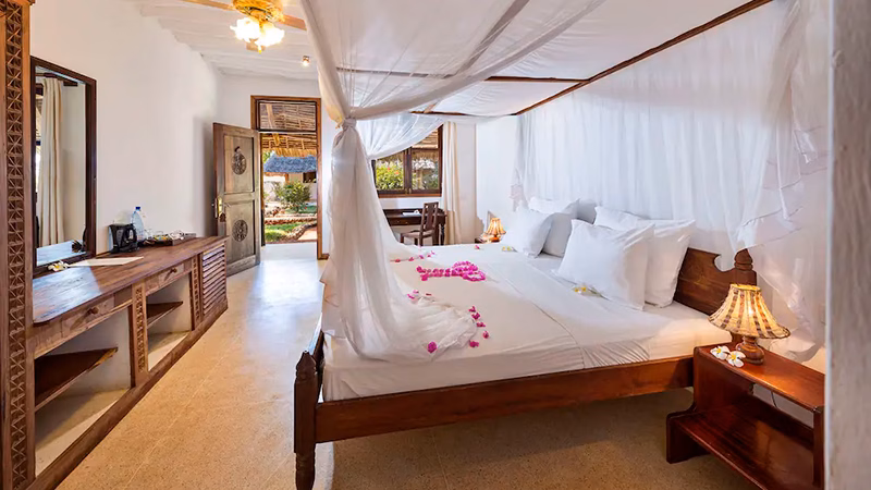 Diamonds Mapenzi Beach