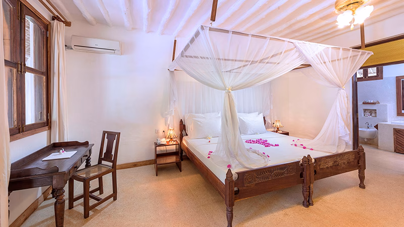 Diamonds Mapenzi Beach