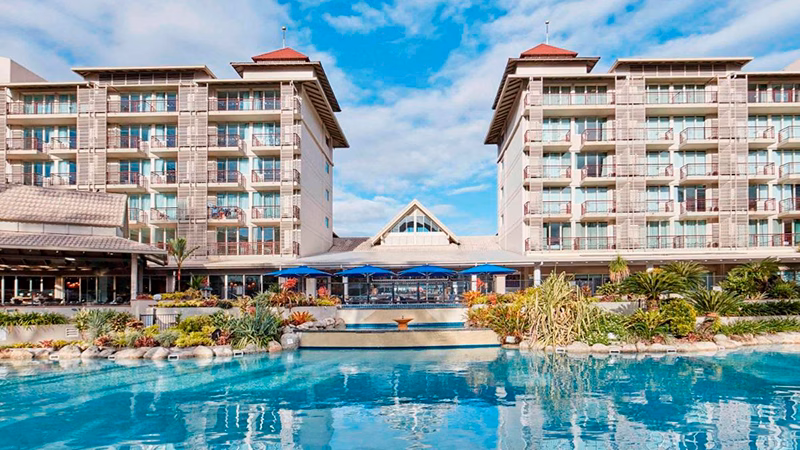 Novotel Cairns Oasis Resort