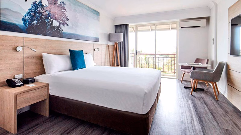 Novotel Cairns Oasis Resort