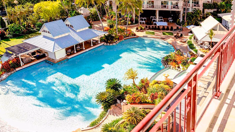 Novotel Cairns Oasis Resort