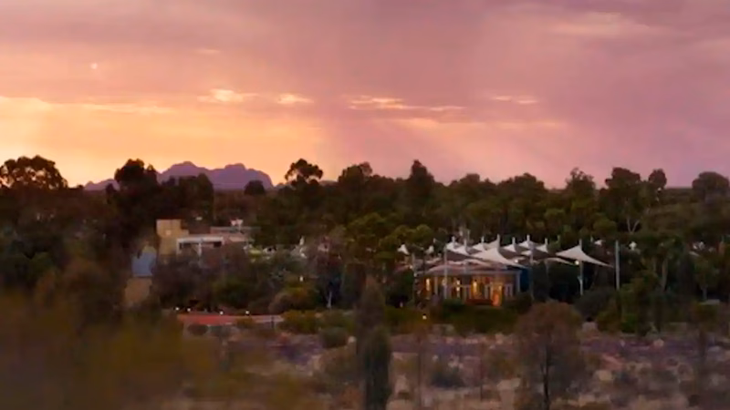 Sails In The Desert Hotel Ayers Rock