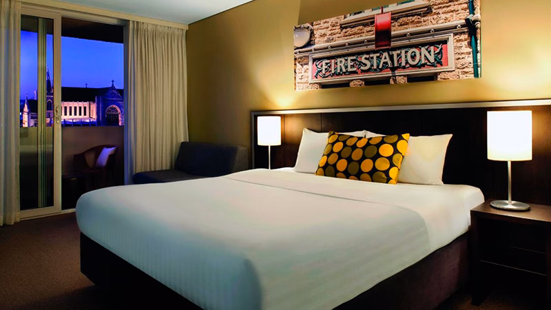 Travelodge Perth Hotel