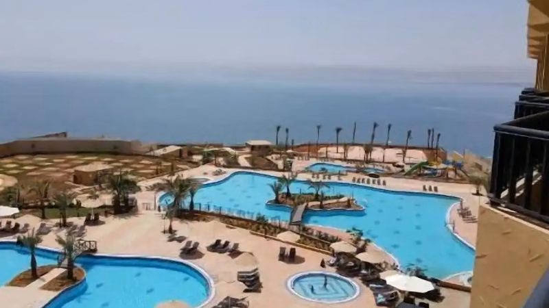 Grand East Resort Spa