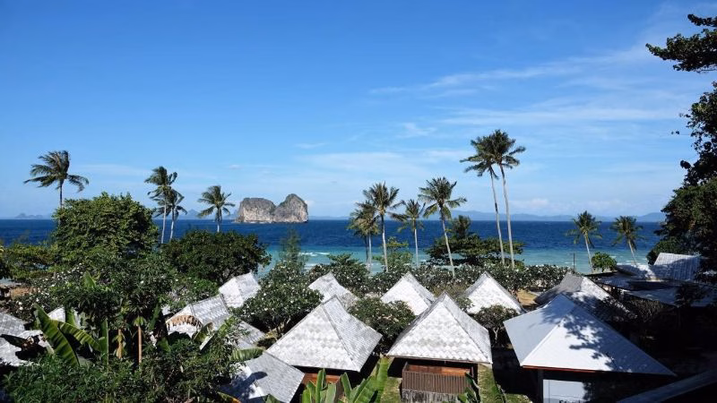 Thanya Beach X