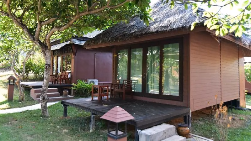 Thanya Bungalow X