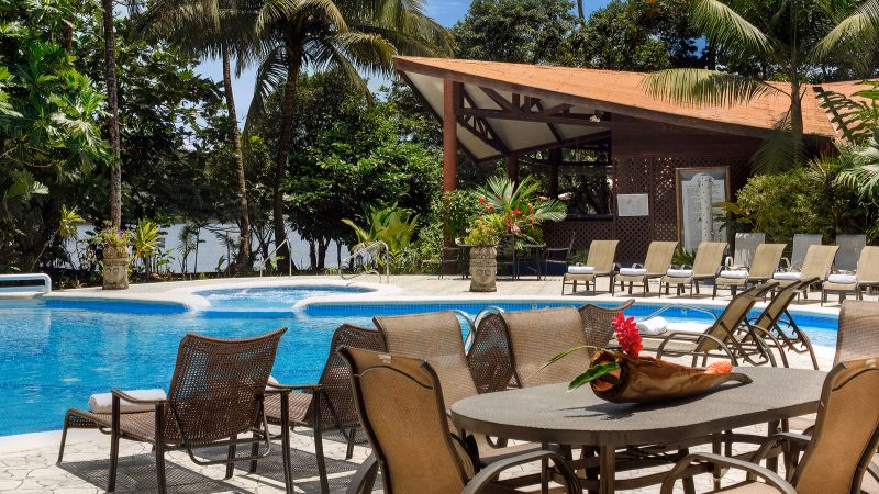 Aninga Lodge X