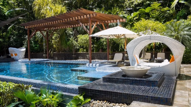 Makanda Outdoor Pool X