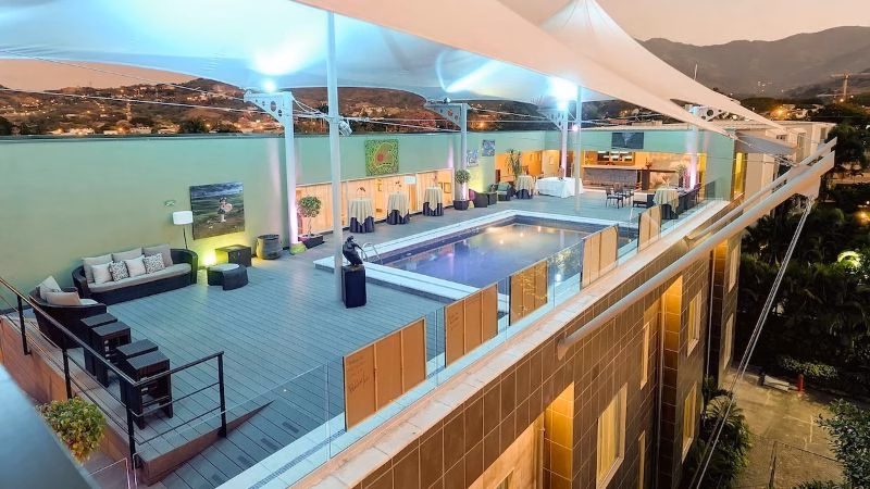 Studio Hotel Pool X