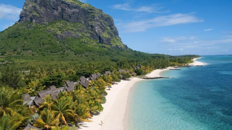 Paradise Beachcomber Beach X