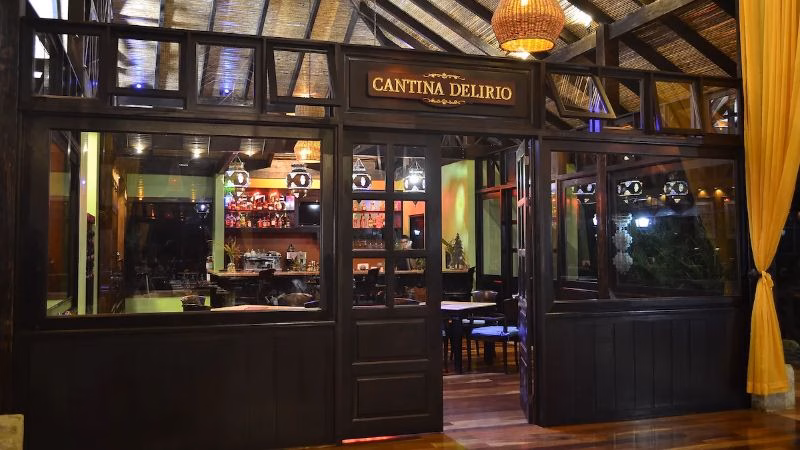 Rio Celeste Hideaway Bar X