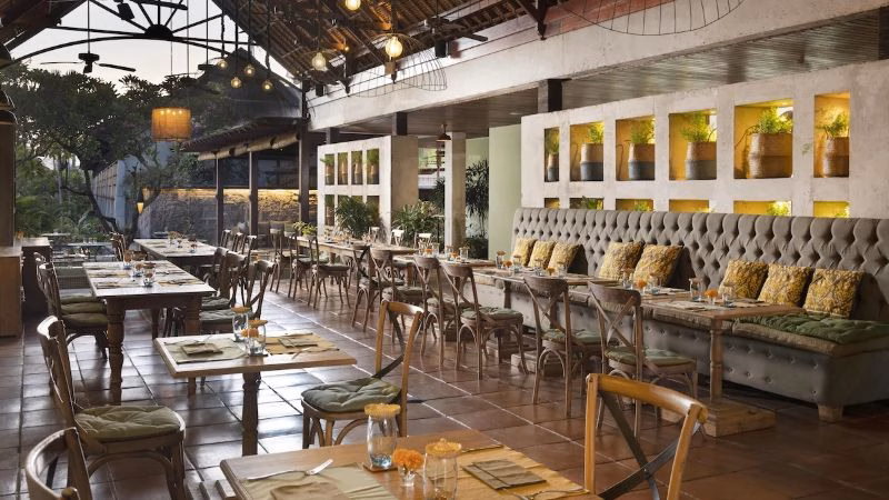 Alaya Restaurant X