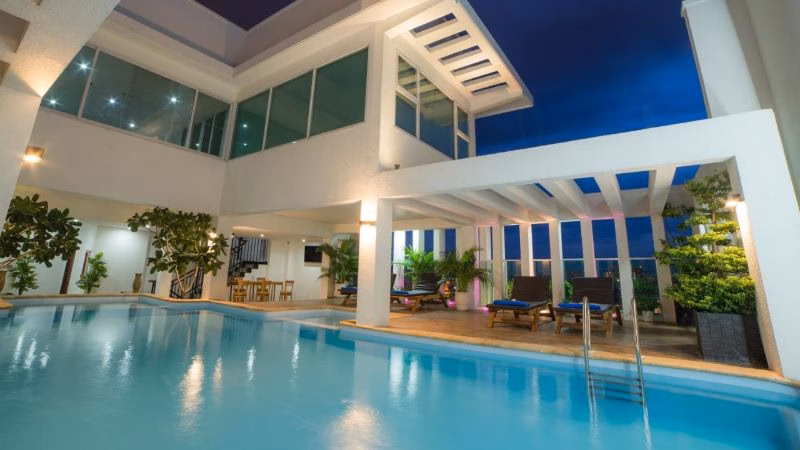 Katari Pool X