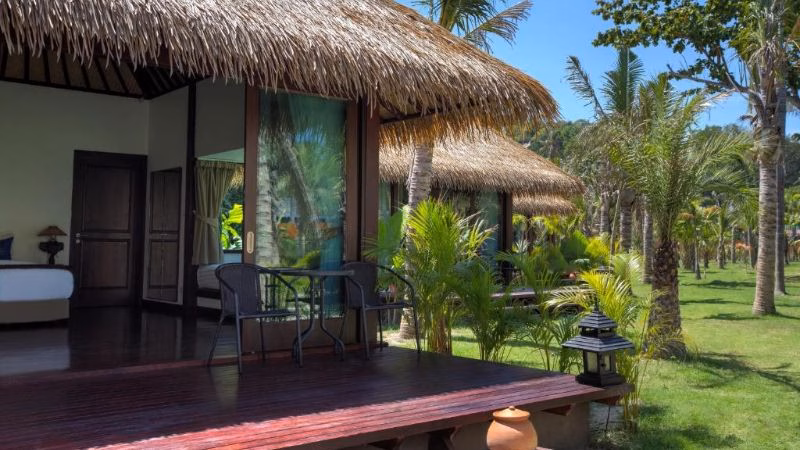 Mali Resort Sunrise Beach X