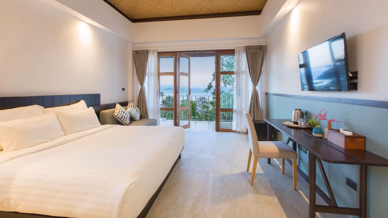 Mira Montra Room Sea View X