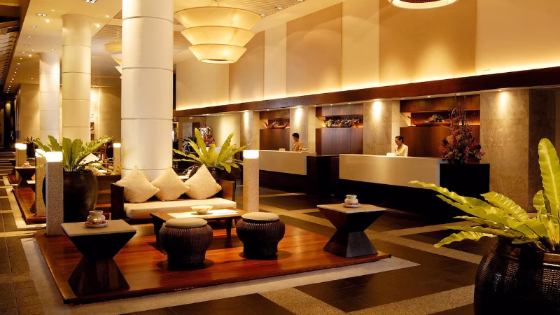 Pullman Karon Lobby X