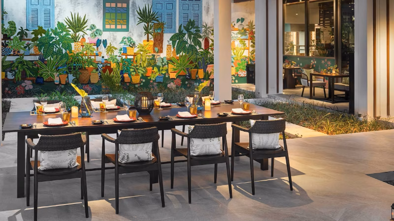 Pullman Restaurant X