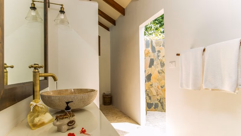 Baan Thammachaat Bathroom