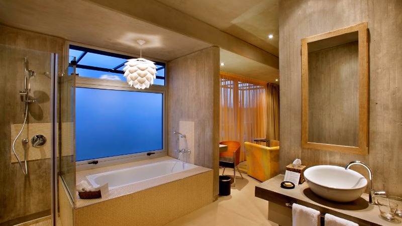 Reserva Junior Suite Bath