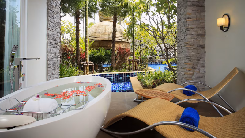 Graceland Khao Lak Moken Suite Pool Access X