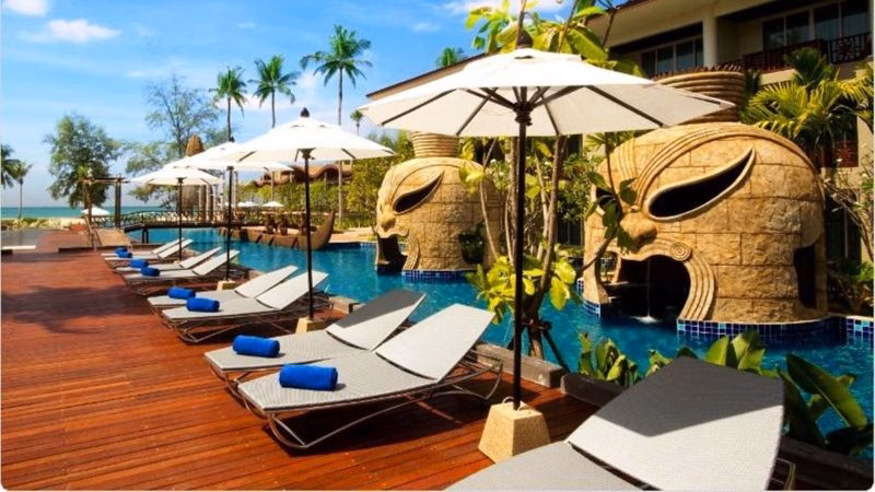 Graceland Khao Lak X