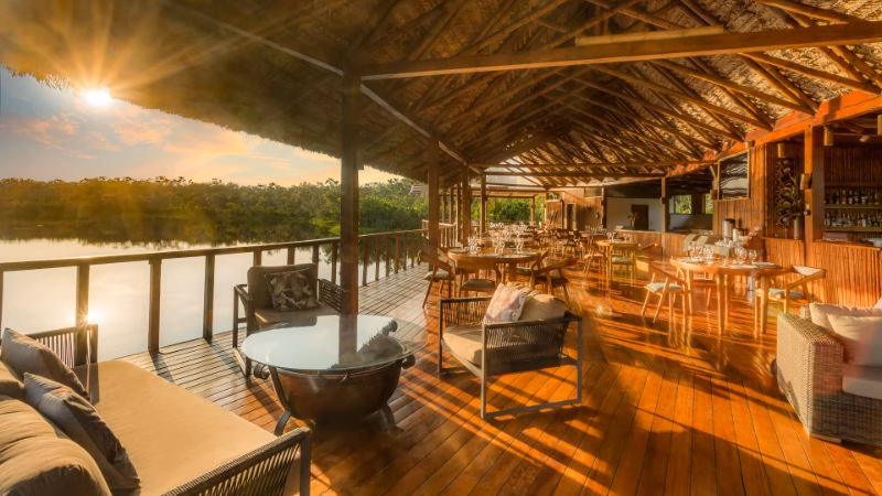 SCH Restaurant La Balsa Sacha. X