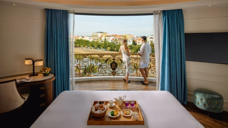 Deluxe Suites Wakaku X