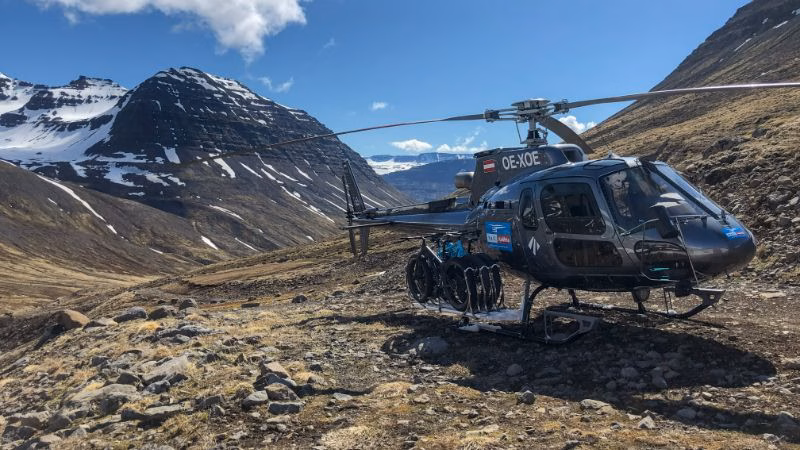 IcelandSummerHeli