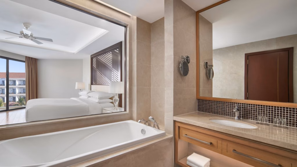 Br Dadha Bathroom Wide Hor