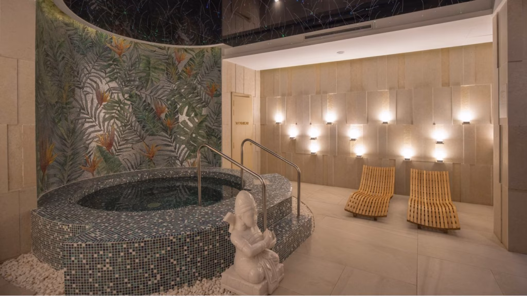 Br Dadha Spa Wide Hor