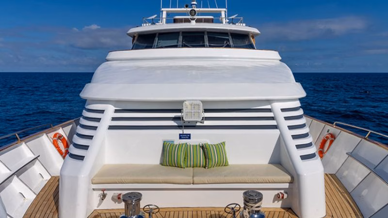 Galapagos Angel Yacht Exterior X