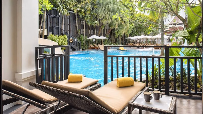 Centara Pool Access X