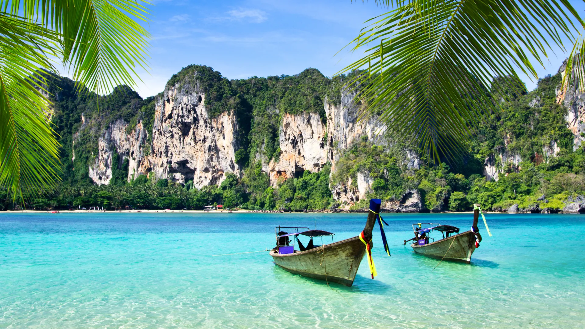 Ø-hop til Phi Phi og Laguna Beach Phuket